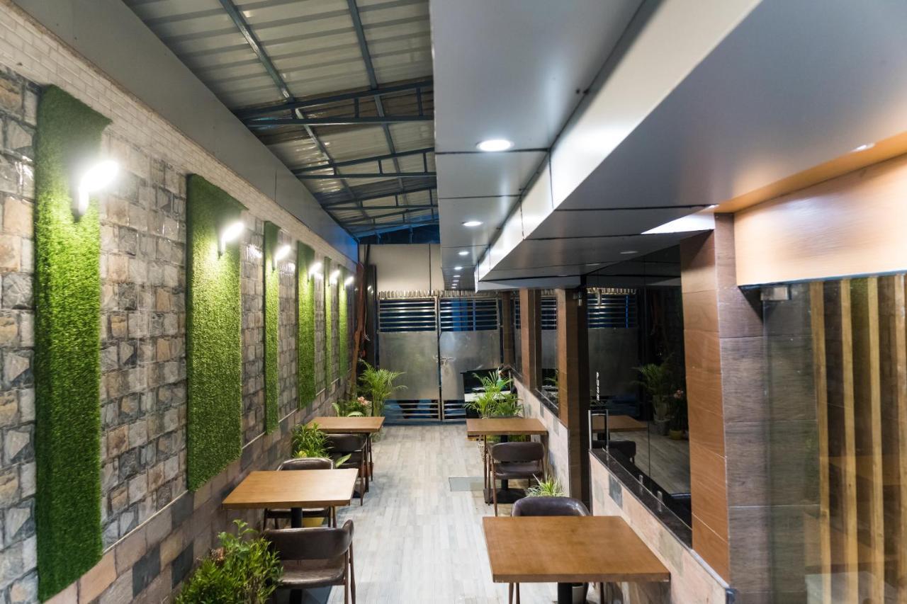 THE AVENUE HOTEL @Ballygunge Kalkutta Exterior foto