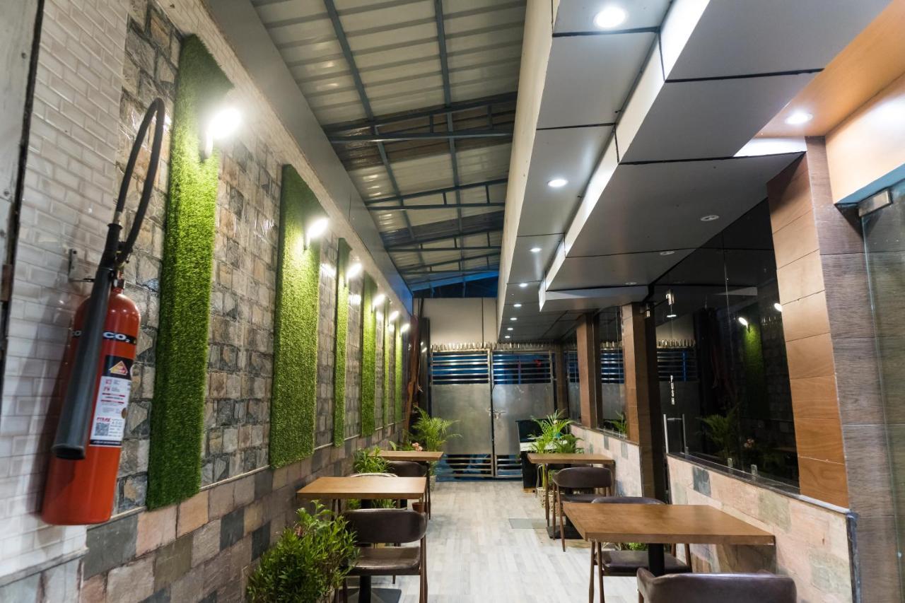 THE AVENUE HOTEL @Ballygunge Kalkutta Exterior foto