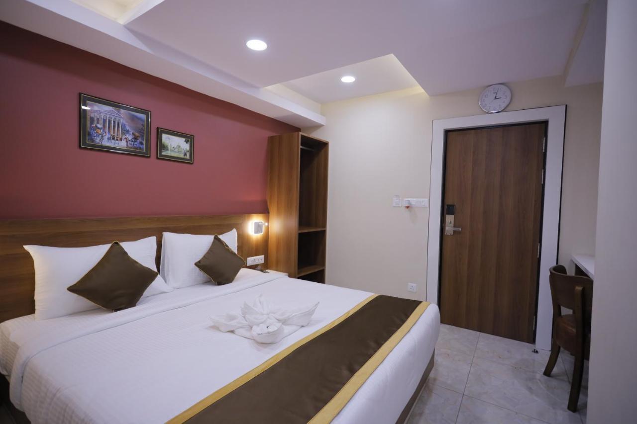 THE AVENUE HOTEL @Ballygunge Kalkutta Exterior foto